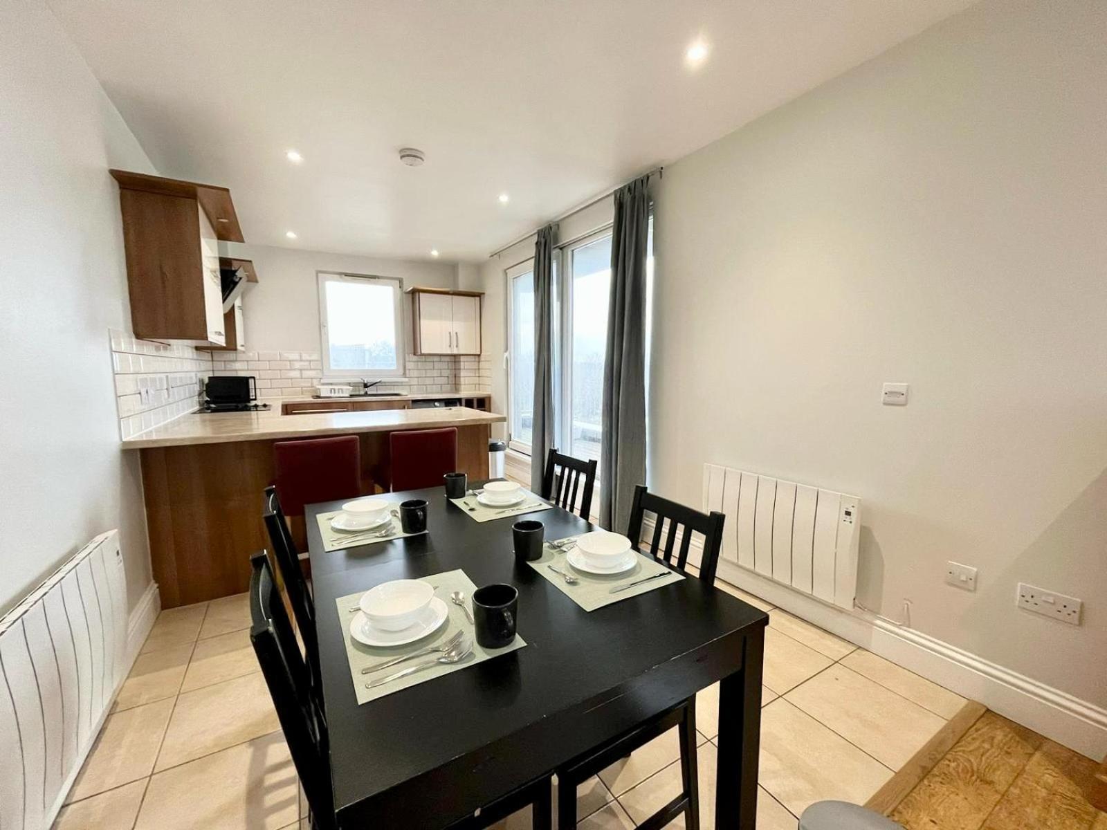 Апартаменты London Modern Flat Near Transports Экстерьер фото